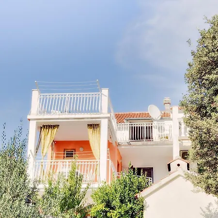 Apartman By The Sea Grebastica, Sibenik - 12587 *