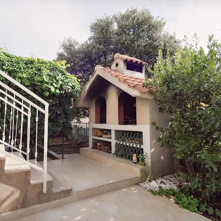 By The Sea Grebastica, Sibenik - 12587 * Baselovici