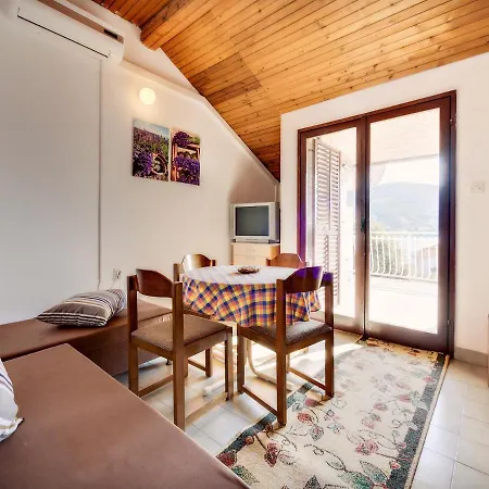 Apartament By The Sea Grebastica, Sibenik - 12587 Baselovici