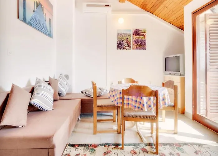 By The Sea Grebastica, Sibenik - 12587 *