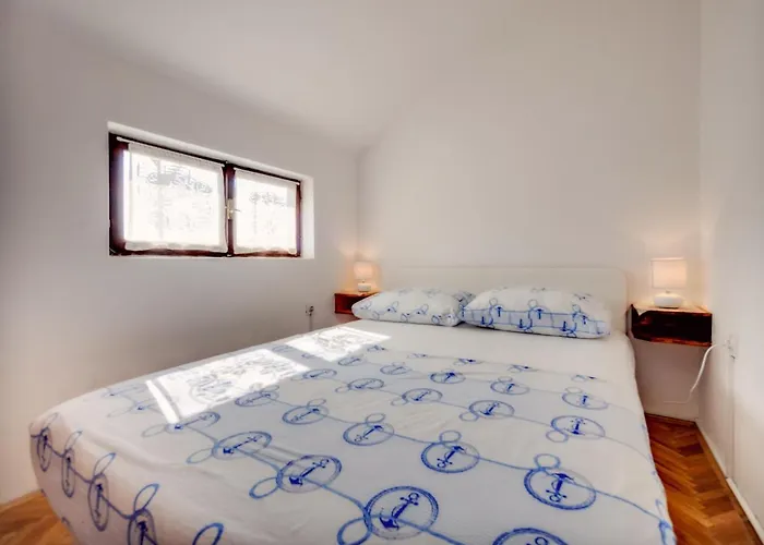 By The Sea Grebastica, Sibenik - 12587 *